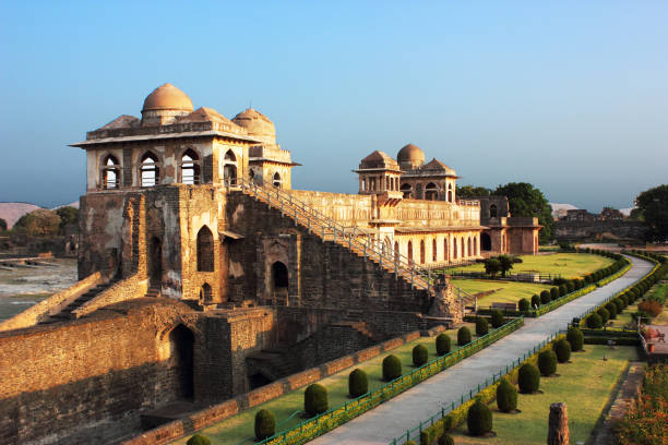 Mandu Tour Packages, Book Mandu Packages